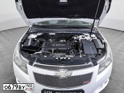 Фото автомобиля CHEVROLET CRUZE, 2012 — госномер О679ВУ102. Цвет: Белый