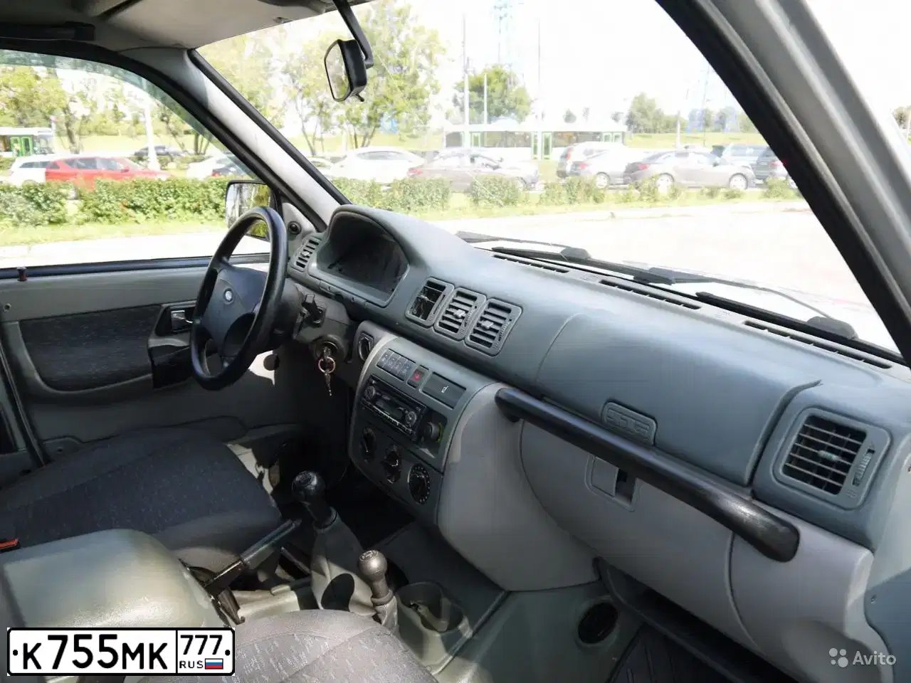 Фото автомобиля UAZ 3163 PATRIOT, 2008 — госномер К755МК777. Цвет: СНЕЖНАЯ КОРОЛЕВА-МЕТАЛЛИК