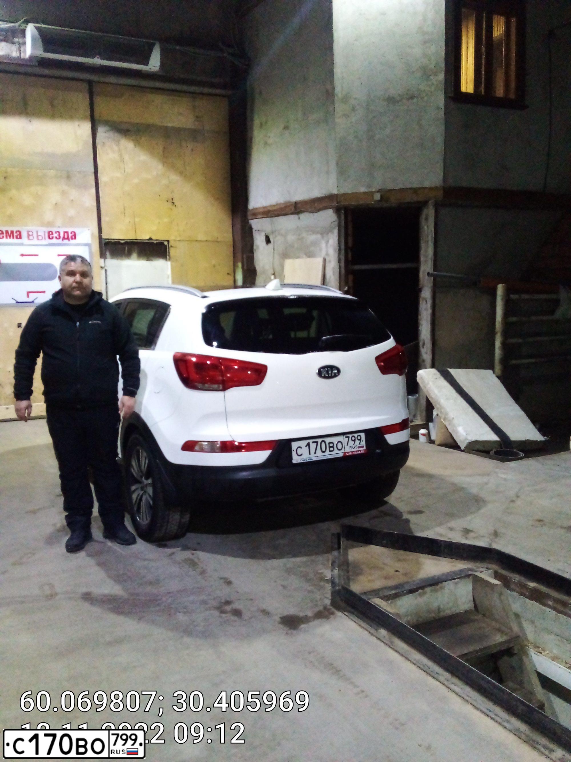 Фото автомобиля KIA SPORTAGE, 2015 — госномер Н355КА198