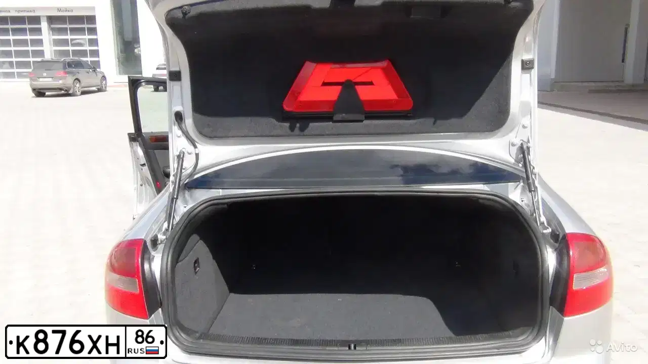 Фото автомобиля AUDI A6, 2003 — госномер О140КТ702