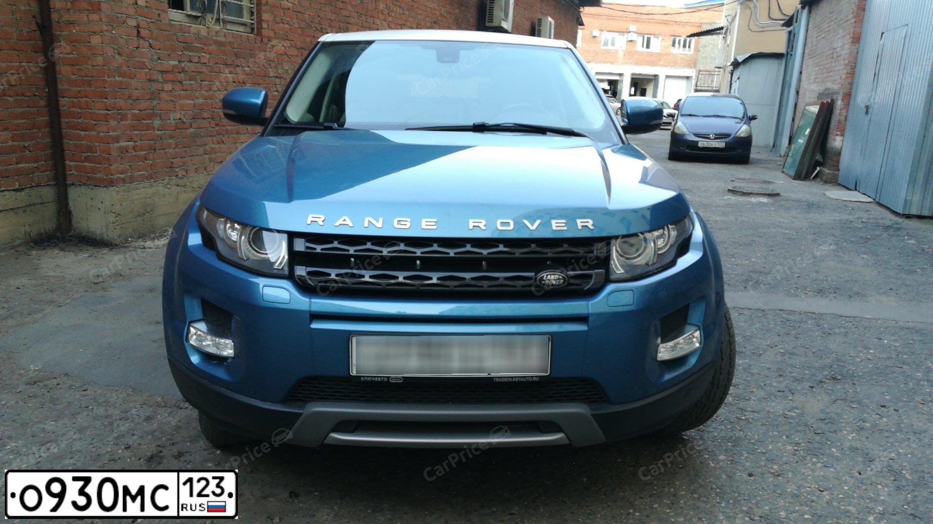 Фото автомобиля LANDROVER RANGE ROVER EVOQUE, 2013 — госномер М282ЕН82. Цвет: голубой