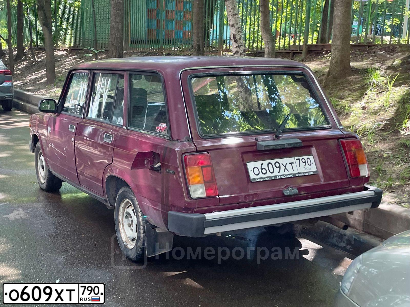 Фото автомобиля LADA 2104, 1999 — госномер О609ХТ790. Цвет: ТЕМНО - БОРДОВЫЙ