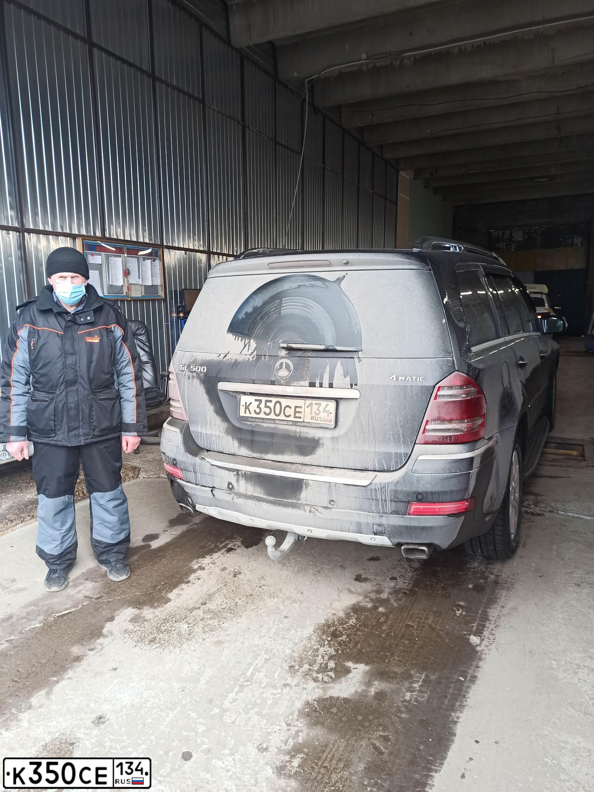 Фото автомобиля MERCEDES GL-KLASSE, 2007 — госномер Е560АТ977