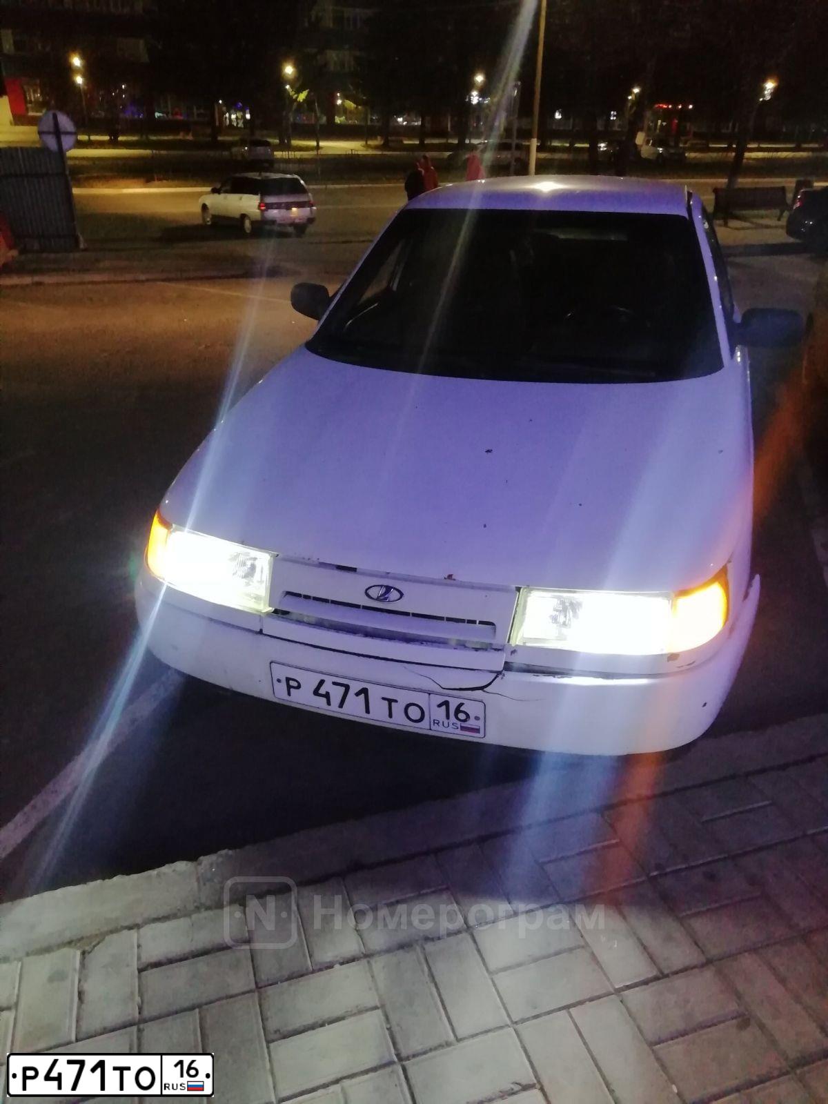 Фото автомобиля LADA 2110, 2001 — госномер Р471ТО16. Цвет: ЯРКО-БЕЛЫЙ