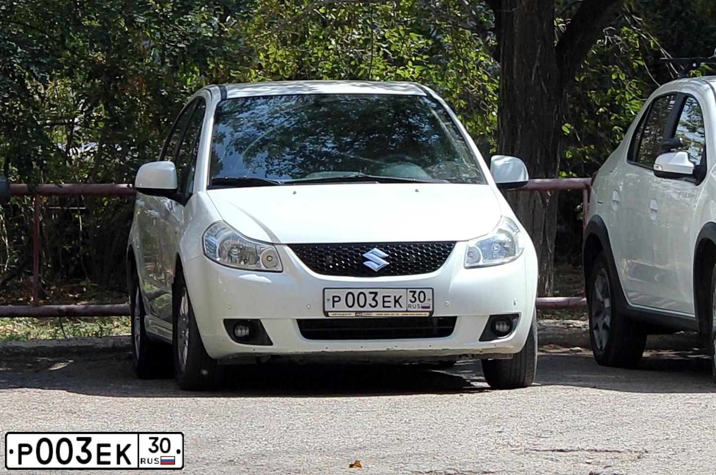 Фото автомобиля LADA 2105 LADA, 2006 — госномер М382КХ30. Цвет: ЯРКО-БЕЛЫЙ