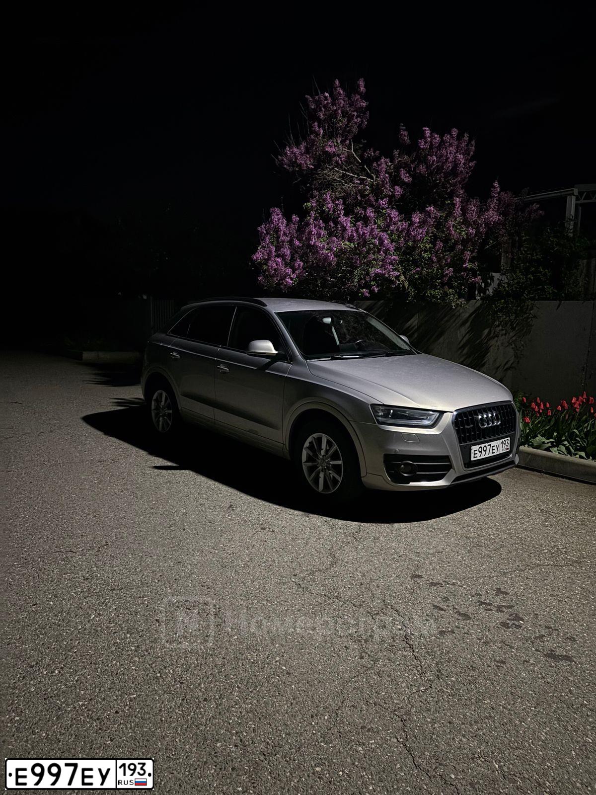 Фото автомобиля AUDI Q3, 2012 — госномер Е997ЕУ193. Цвет: БЕЖЕВЫЙ
