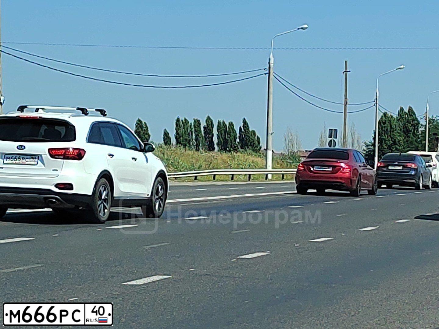 Фото автомобиля UAZ 33030, 2004 — госномер М666РС40