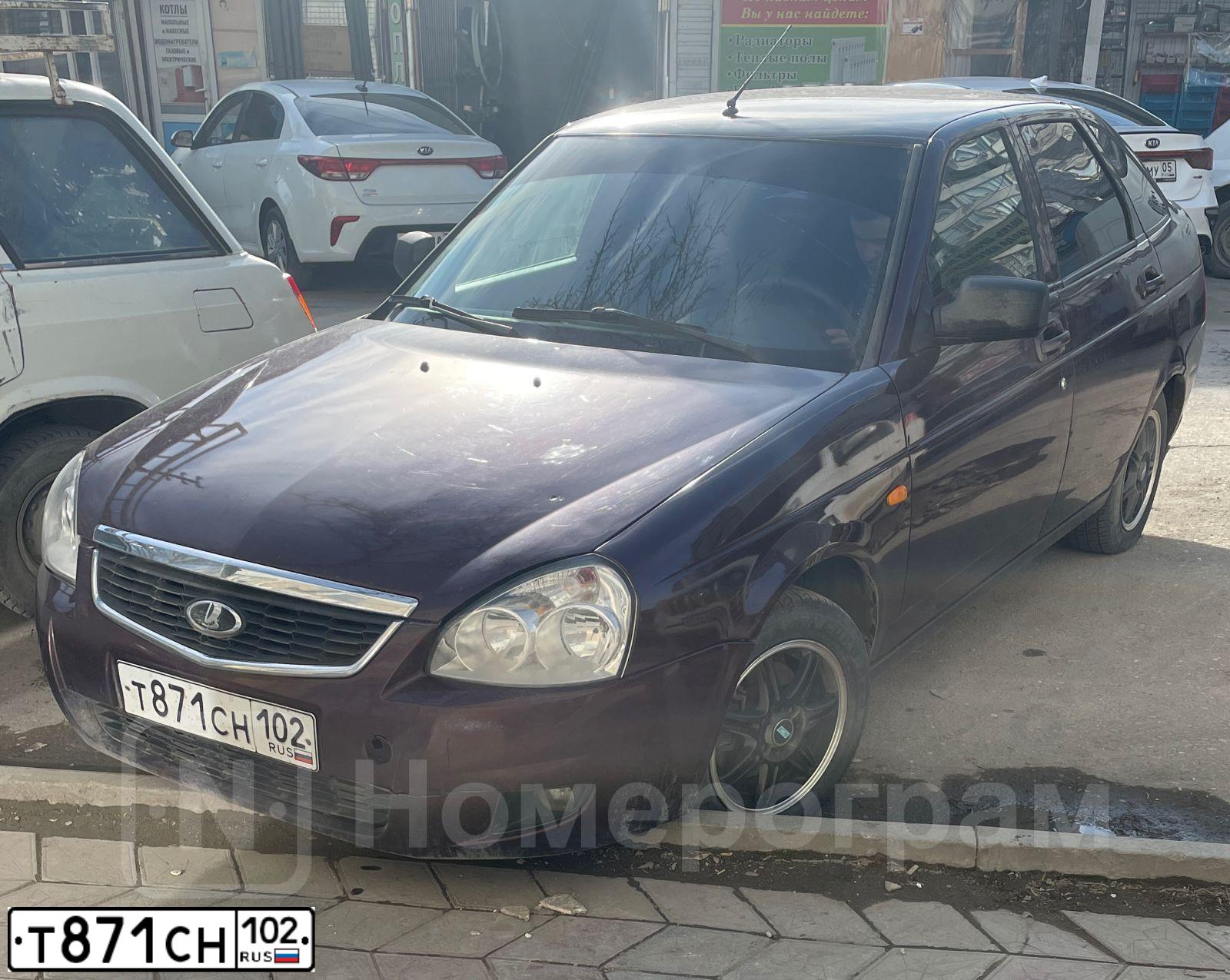 Фото автомобиля LADA 2172 PRIORA, 2011 — госномер Т871СН102. Цвет: ТЕМНО-ВИШНЕВЫЙ