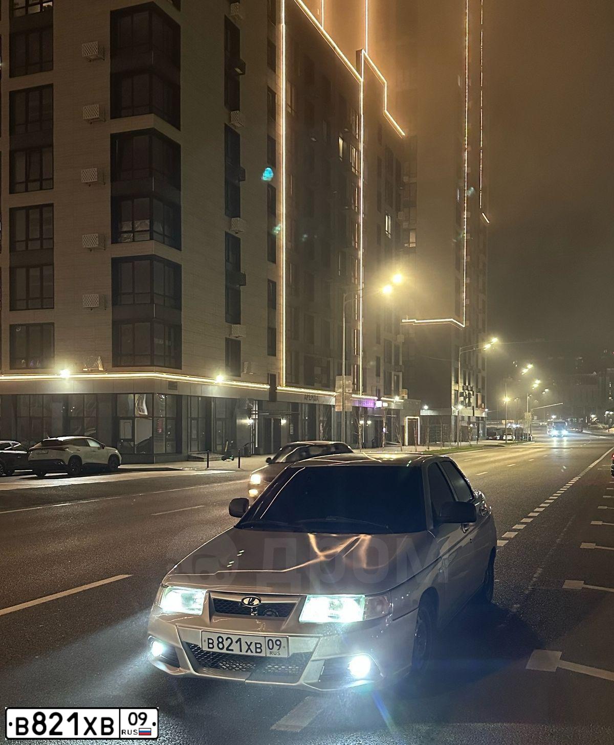 Фото автомобиля BOGDAN 2110/2111, 2012 — госномер В821ХВ09. Цвет: СЕРЕБРИСТЫЙ