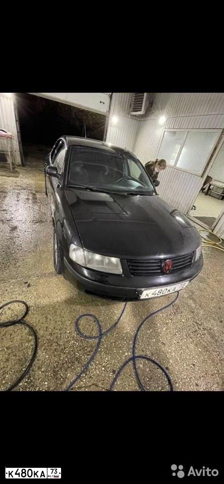 Фото автомобиля VOLKSWAGEN PASSAT, 1997 — госномер Р166НС30. Цвет: ЧЕРНЫЙ