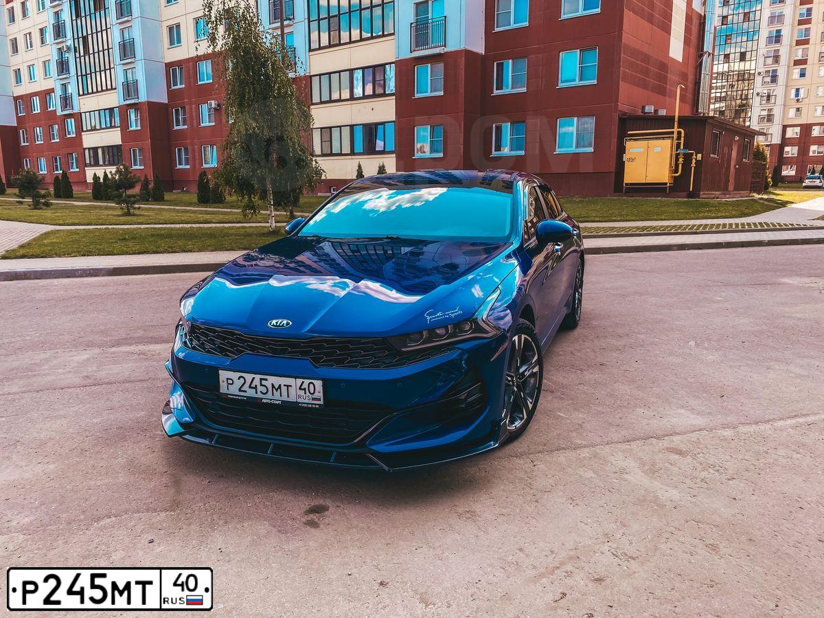 Фото автомобиля KIA K5, 2021 — госномер М442ТМ82. Цвет: синий
