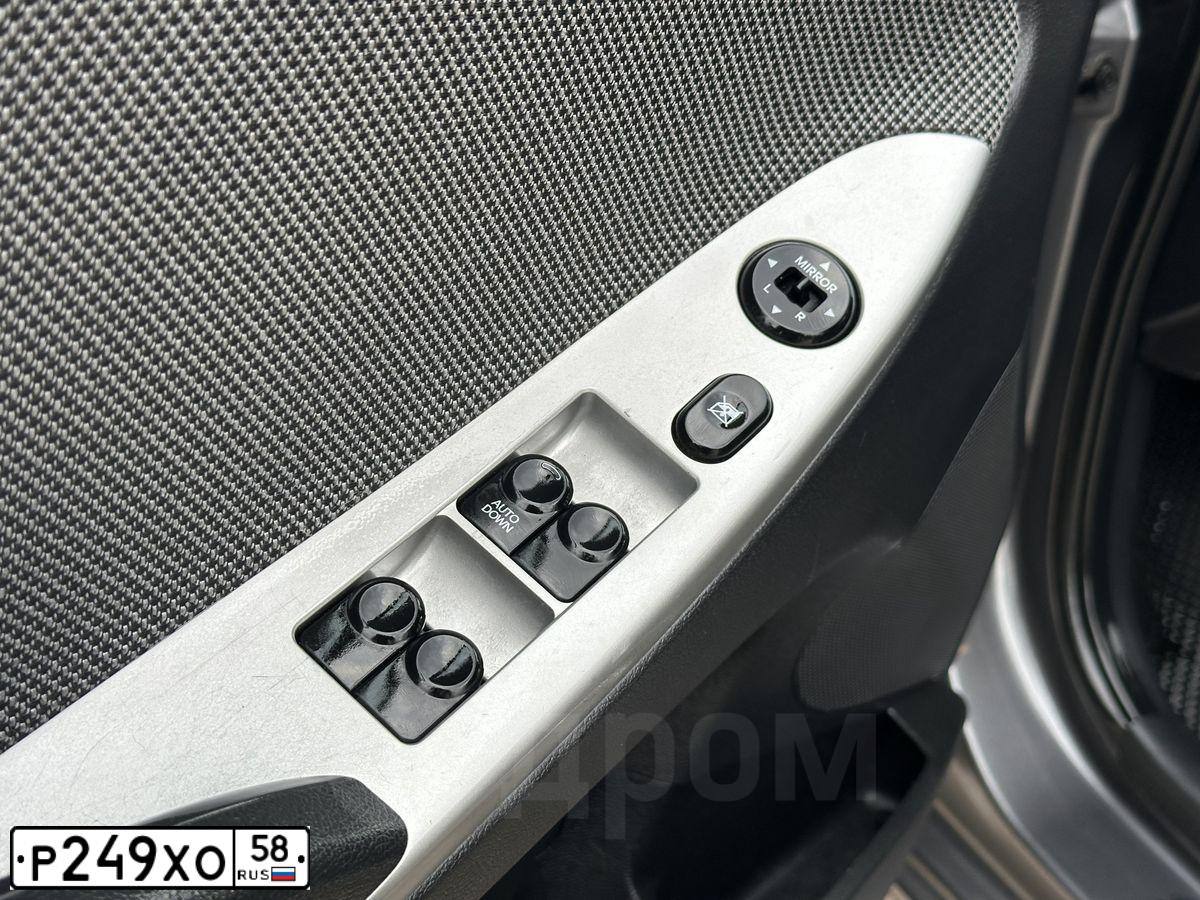 Фото автомобиля HYUNDAI SOLARIS, 2011 — госномер Т020СХ58. Цвет: ЧЕРНО-СЕРЫЙ