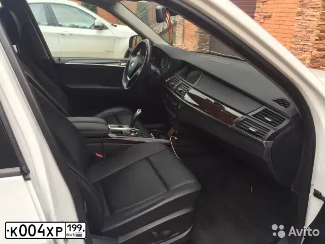 Фото автомобиля BMW X6, 2011 — госномер А517ЕН105. Цвет: Белый
