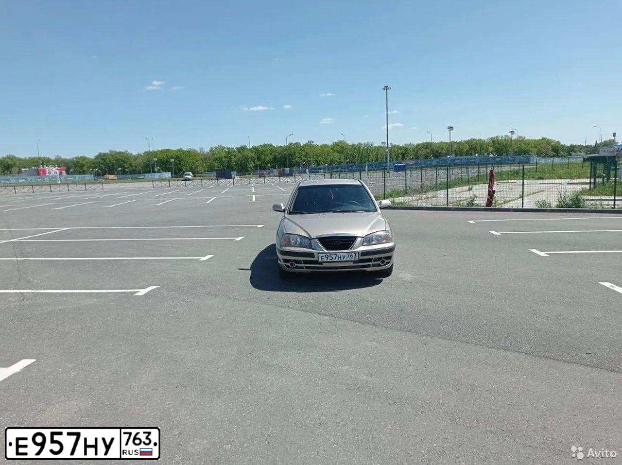 Фото автомобиля HYUNDAI ELANTRA, 2005 — госномер Е433ЕМ193. Цвет: БЕЖЕВЫЙ