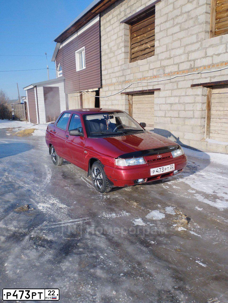 Фото автомобиля LADA 2110 LADA, 2000 — госномер Р473РТ22. Цвет: СЕРЕБРИСТЫЙ КРАСНЫЙ