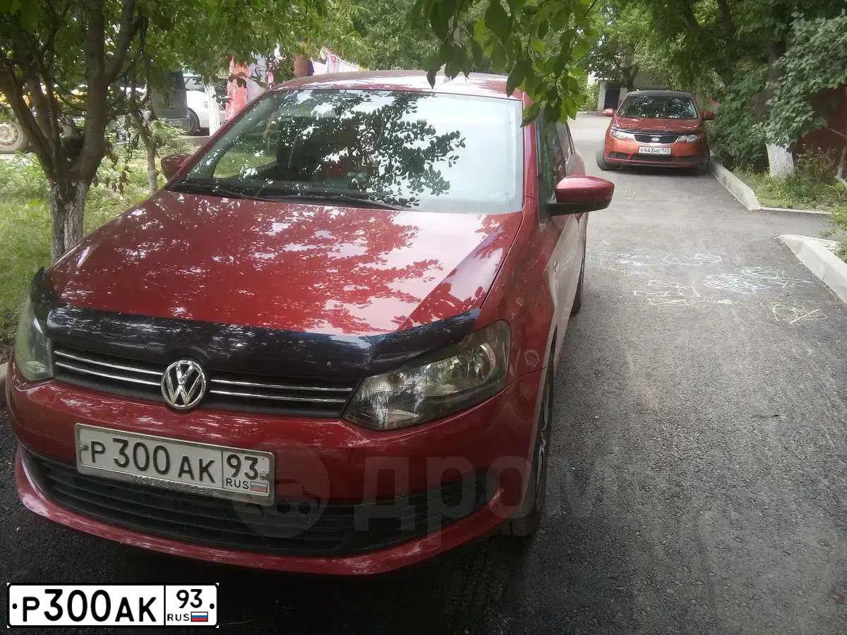 Фото автомобиля VOLKSWAGEN POLO, 2012 — госномер Р300АК93