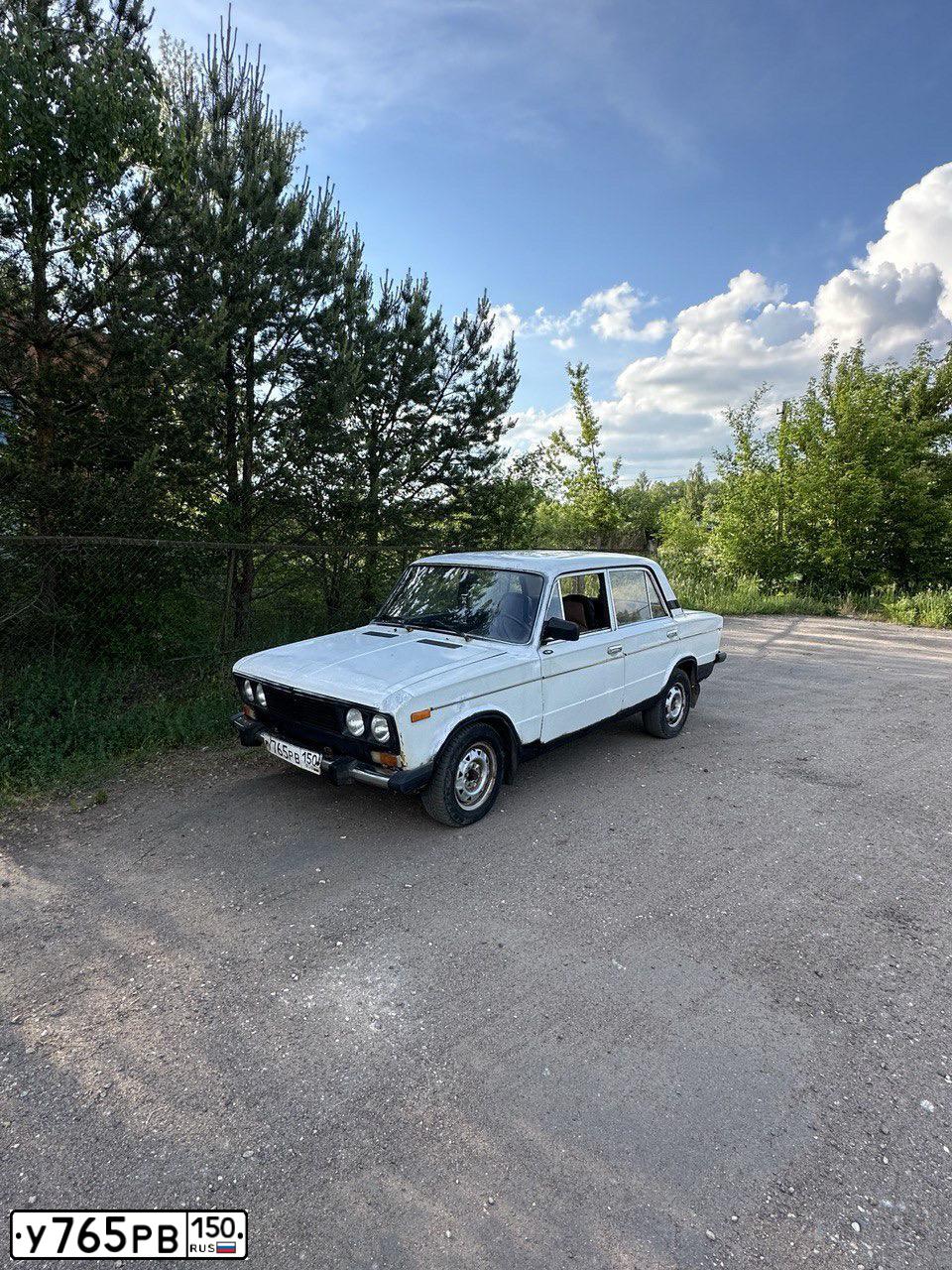 Фото автомобиля LADA 2106, 1997 — госномер У765РВ150. Цвет: БЕЛЫЙ