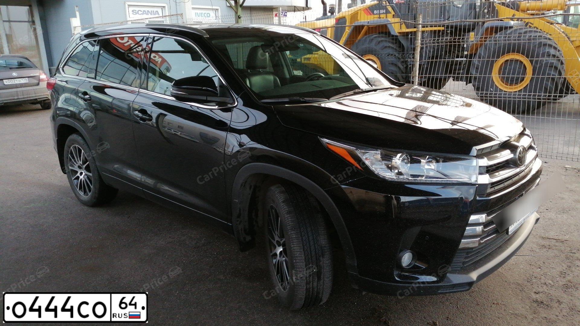 Фото автомобиля NISSAN PATHFINDER, 2012 — госномер О444СО64. Цвет: СЕРЕБРИСТЫЙ