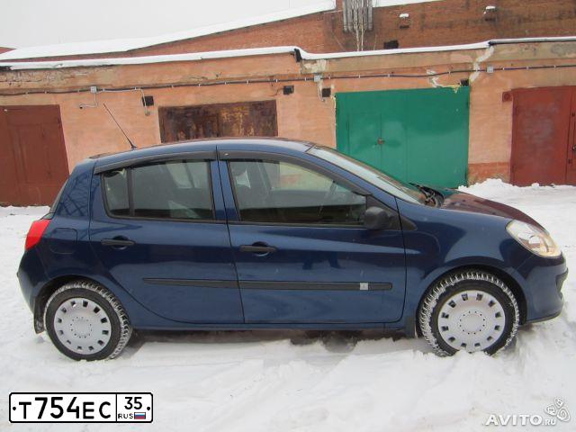 Фото автомобиля RENAULT CLIO, 2006 — госномер М780МН35. Цвет: синий
