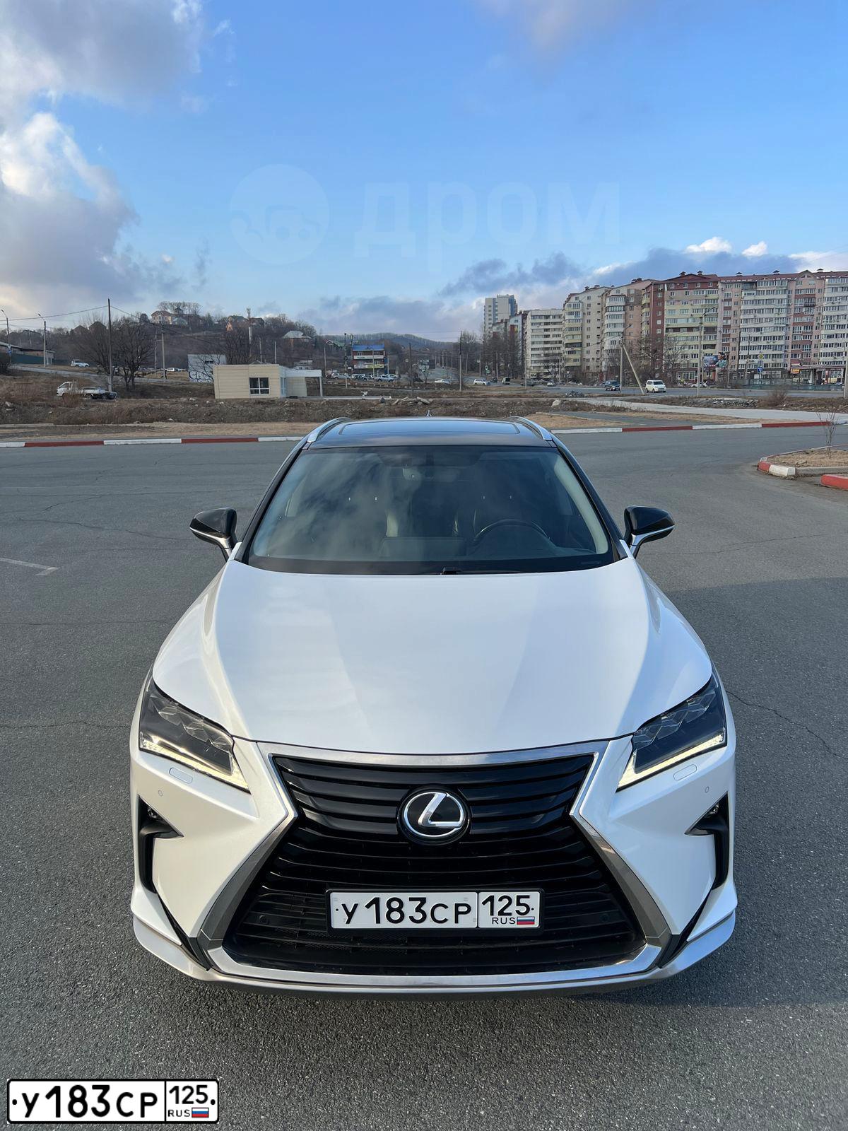 Фото автомобиля LEXUS RX, 2018 — госномер О313ОК39. Цвет: Белый