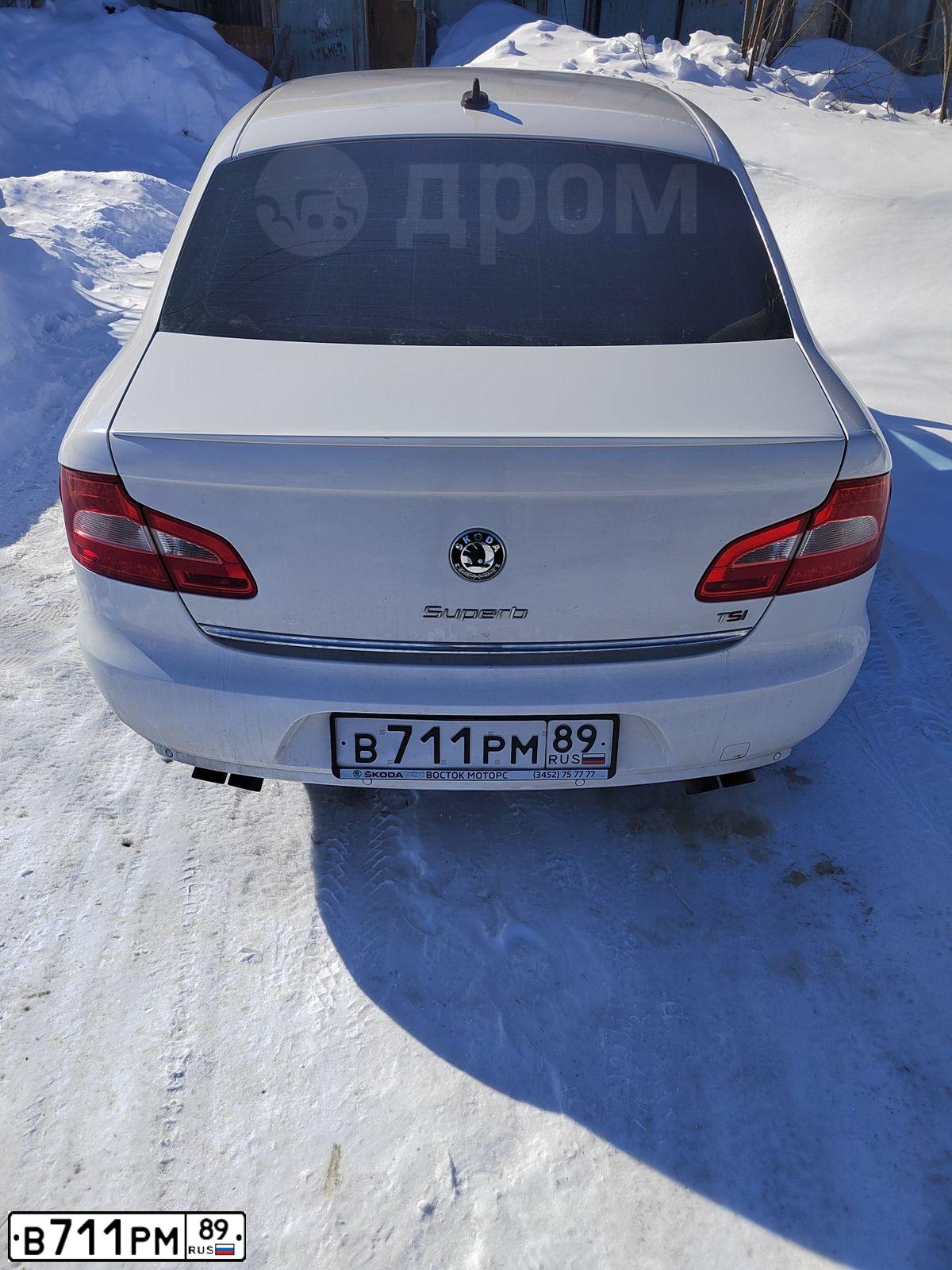 Фото автомобиля SKODA FABIA, 2012 — госномер Е838РУ186. Цвет: Белый