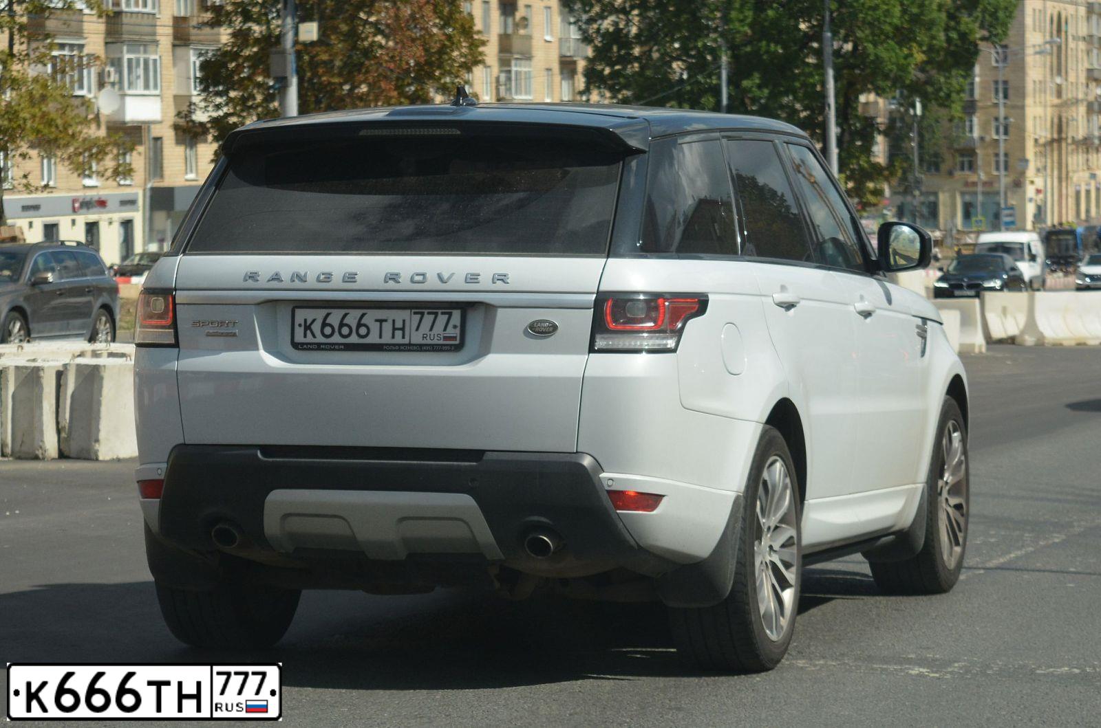 Фото автомобиля LANDROVER RANGE ROVER SPORT, 2016 — госномер К666ТН777. Цвет: СЕРЕБРИСТО-БЕЛЫЙ