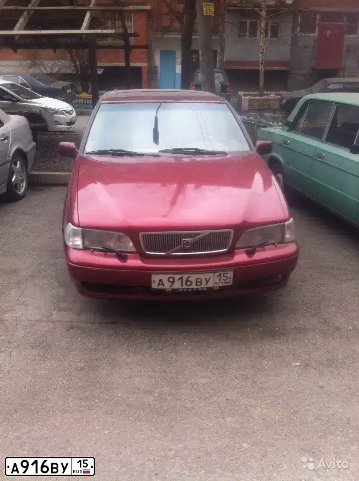 Фото автомобиля VOLVO S70, 1999 — госномер А444КК08. Цвет: КРАСНЫЙ