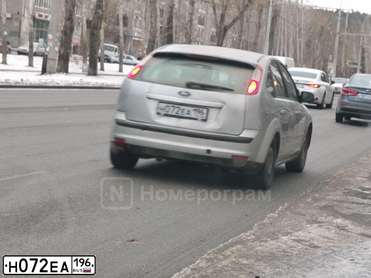 Фото автомобиля FORD FOCUS, 2007 — госномер С756МВ774. Цвет: СЕРЫЙ