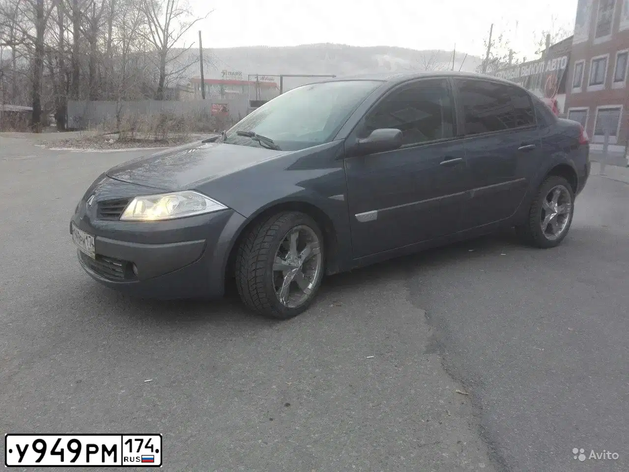 Фото автомобиля SKODA OCTAVIA, 2012 — госномер У949РМ174. Цвет: БЕЛЫЙ