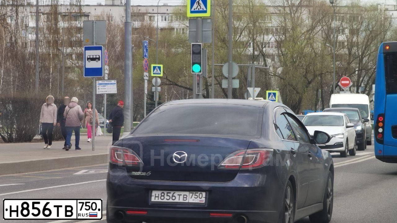 Фото автомобиля MAZDA 6, 2007 — госномер Н856ТВ750. Цвет: Темно-синий