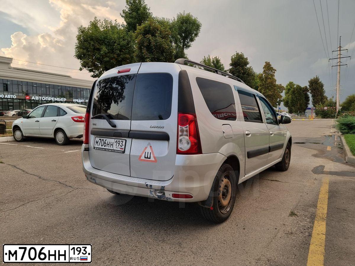 Фото автомобиля LADA LARGUS, 2015 — госномер М706НН193. Цвет: СЕРЕБРИСТЫЙ