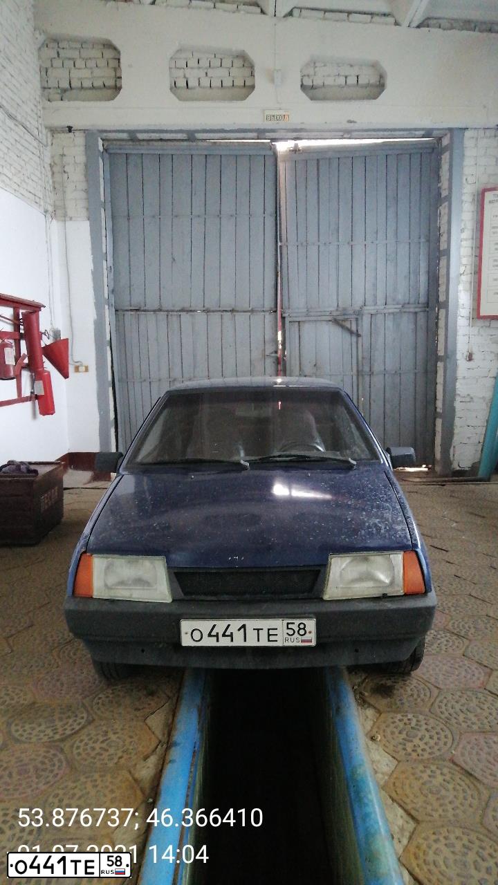 Фото автомобиля LADA 2108 SAMARA, 1990 — госномер О441ТЕ58. Цвет: СИНИЙ