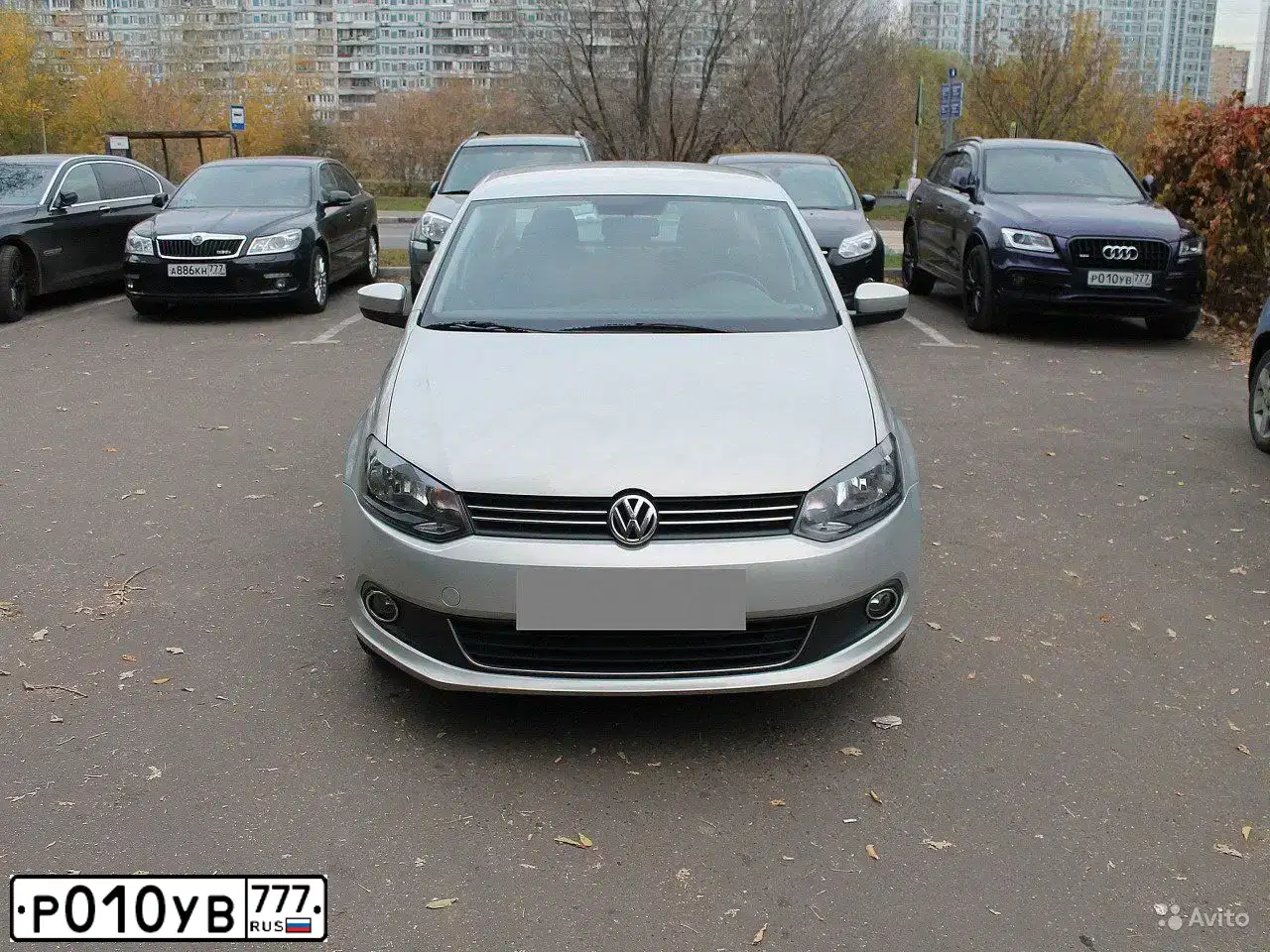 Фото автомобиля AUDI Q5, 2016 — госномер Р010УВ777. Цвет: ТЕМНО-СИНИЙ
