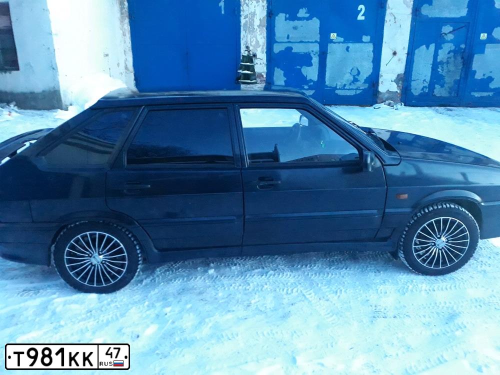 Фото автомобиля LADA 2114 SAMARA, 2006 — госномер Т981КК47. Цвет: ГРАФИТОВЫЙ МЕТАЛЛИК