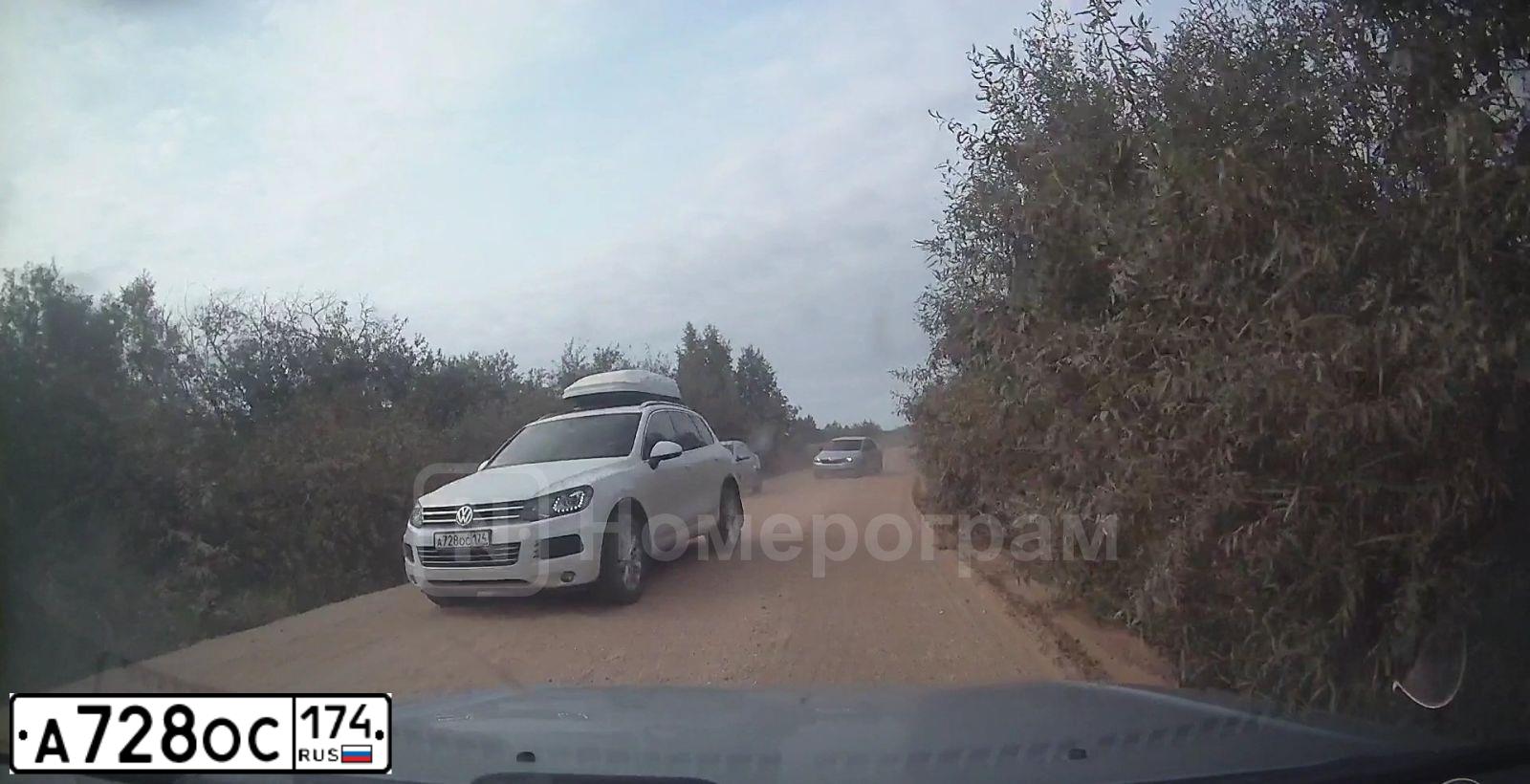 Фото автомобиля HYUNDAI GETZ, 2008 — госномер Т103МС98. Цвет: СЕРЕБРИСТЫЙ