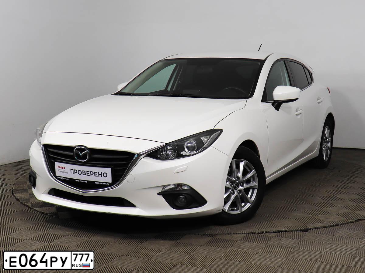 Фото автомобиля MAZDA 3, 2016 — госномер Х065СС799. Цвет: Белый