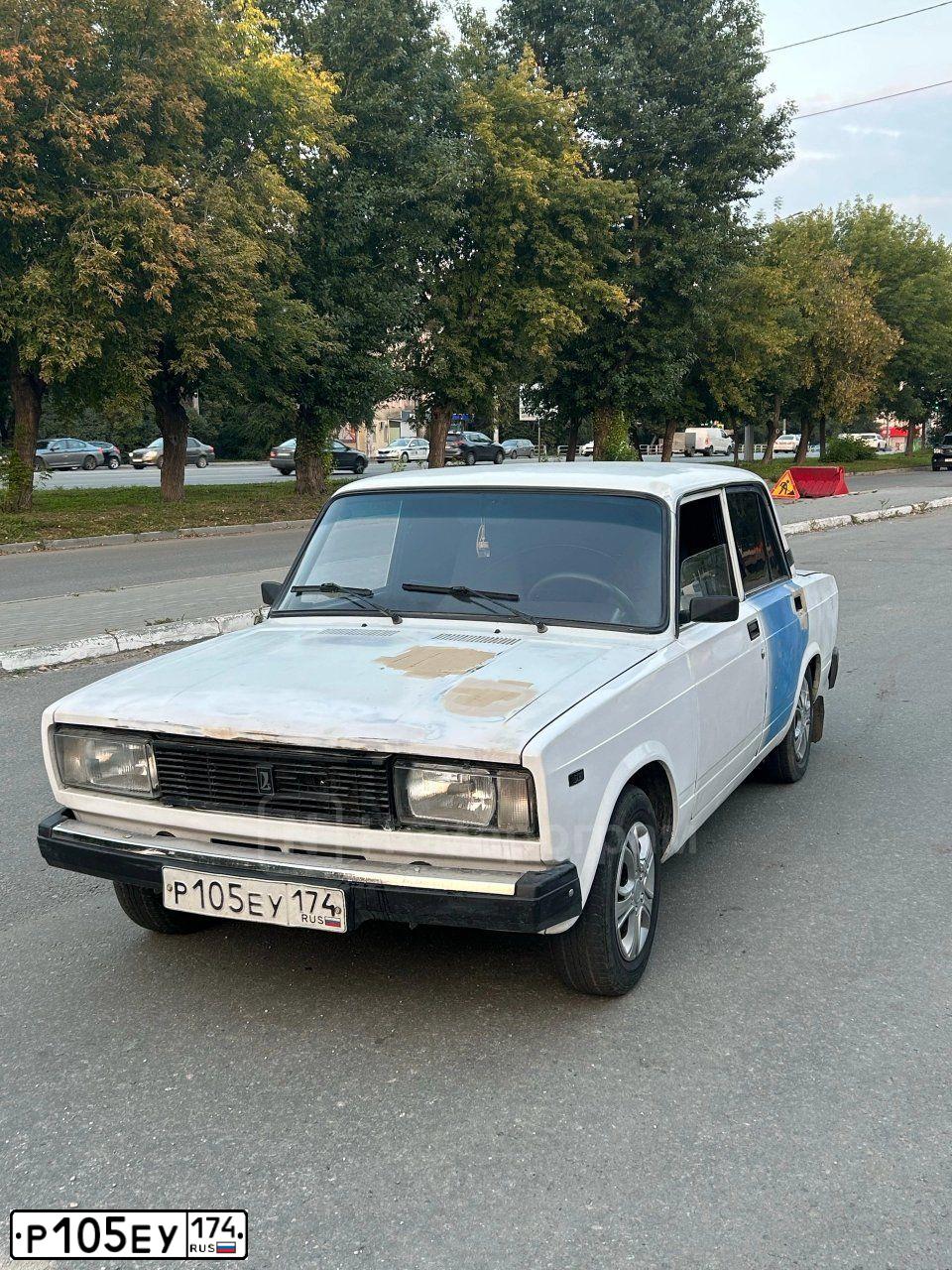 Фото автомобиля LADA 2105, 1910 — госномер У980ВА550. Цвет: Белый