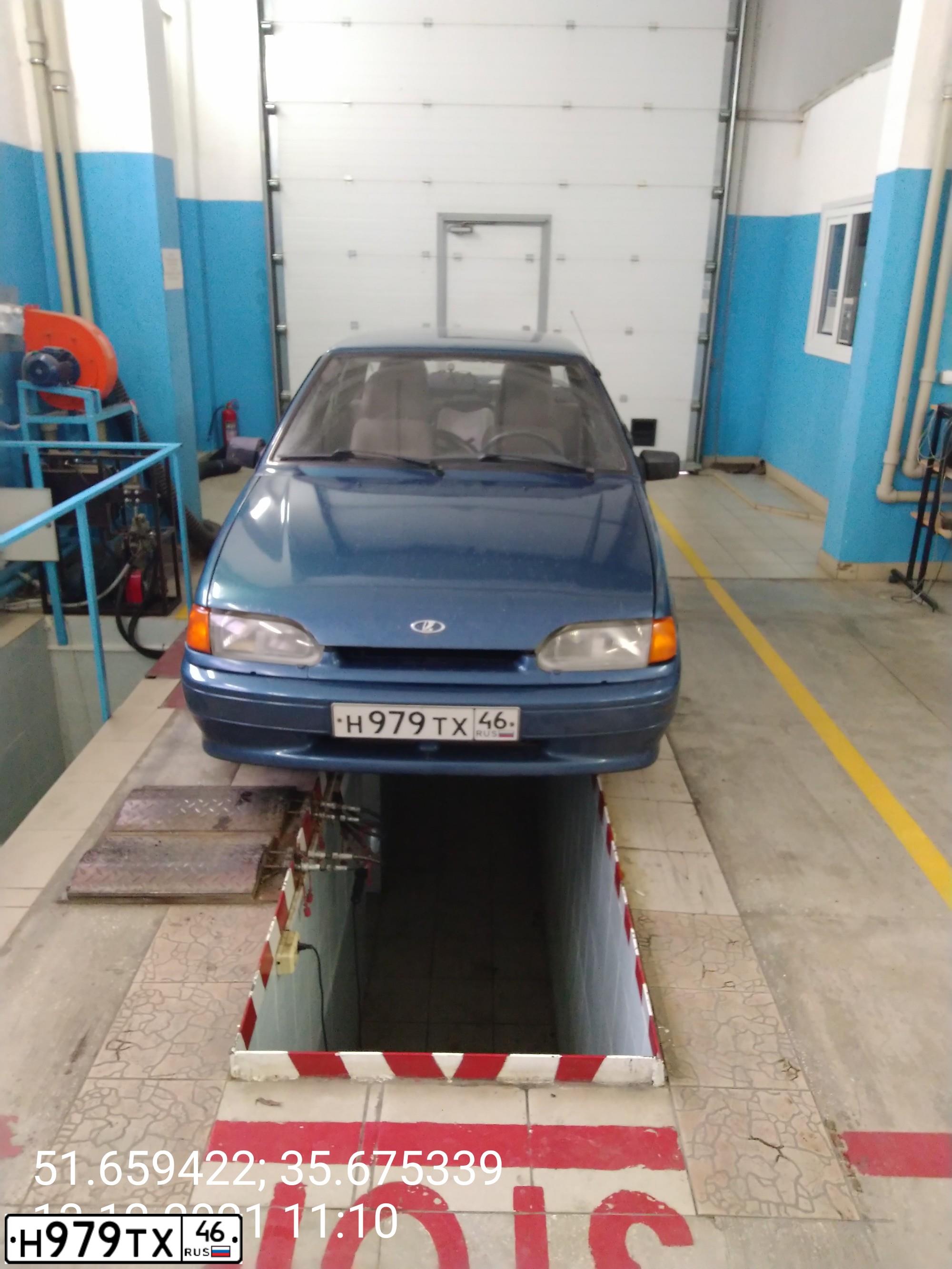 Фото автомобиля LADA 2115 SAMARA, 2004 — госномер Н979ТХ46. Цвет: сине-зеленый