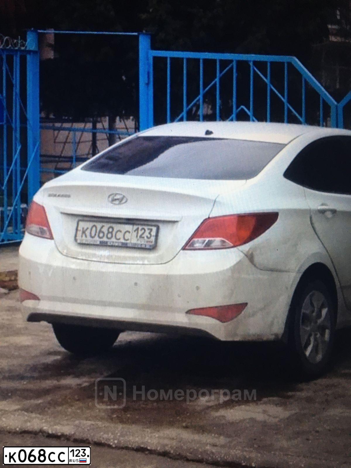 Фото автомобиля HYUNDAI SOLARIS, 2016 — госномер К068СС123. Цвет: Белый