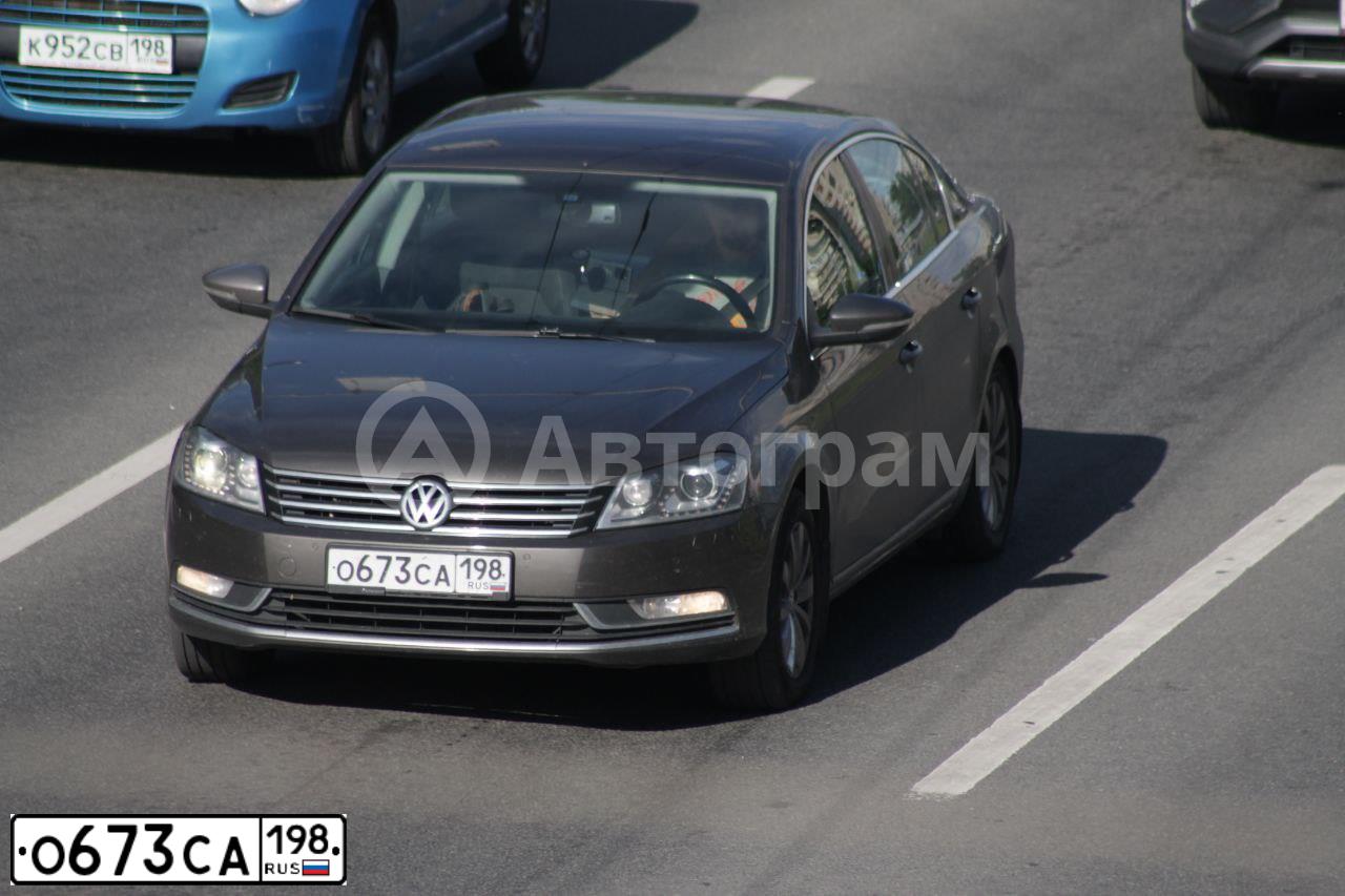 Фото автомобиля VOLKSWAGEN PASSAT, 2012 — госномер О673СА198. Цвет: Коричневый