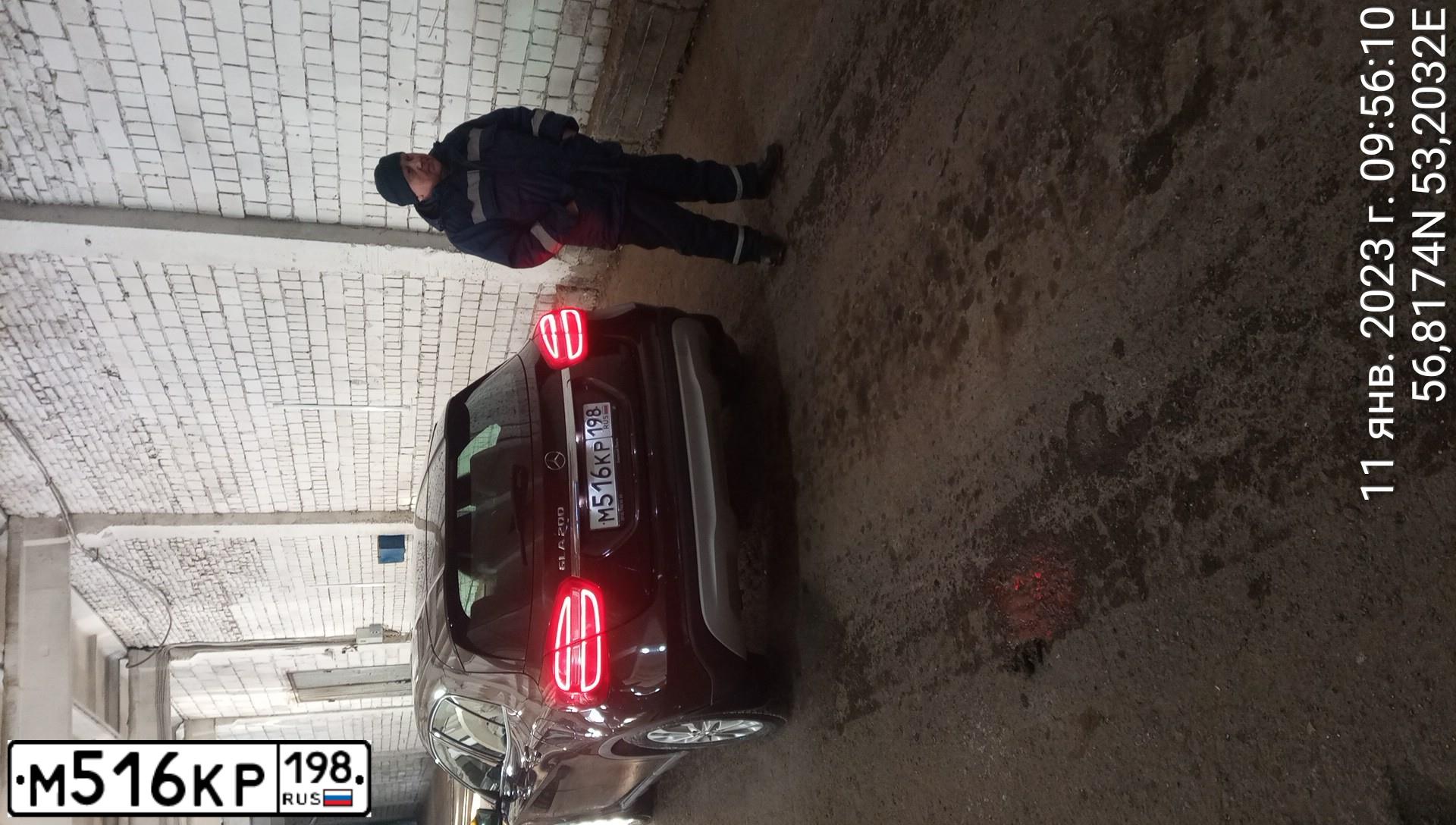 Фото автомобиля MERCEDES GLA-KLASSE, 2014 — госномер М115РТ18