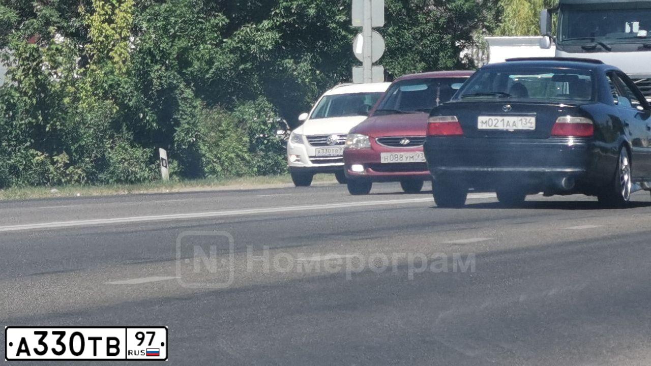 Фото автомобиля BMW SERIE 3, 2001 — госномер О097МО198. Цвет: ЧЕРНЫЙ