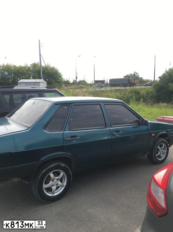 Фото автомобиля LADA 2109 SAMARA, 1998 — госномер А420МХ33. Цвет: сине-зеленый