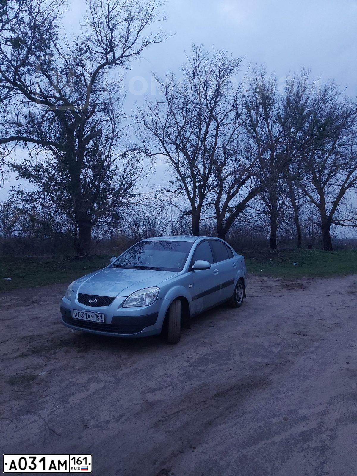 Фото автомобиля KIA RIO, 2005 — госномер Т396РВ761
