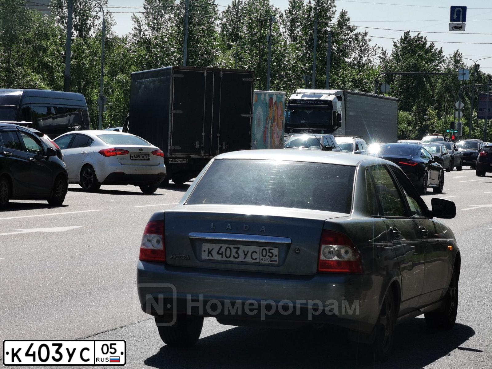 Фото автомобиля LADA 2170 PRIORA, 2010 — госномер К403УС05. Цвет: СРЕДНИЙ СЕРО-ЗЕЛЕН