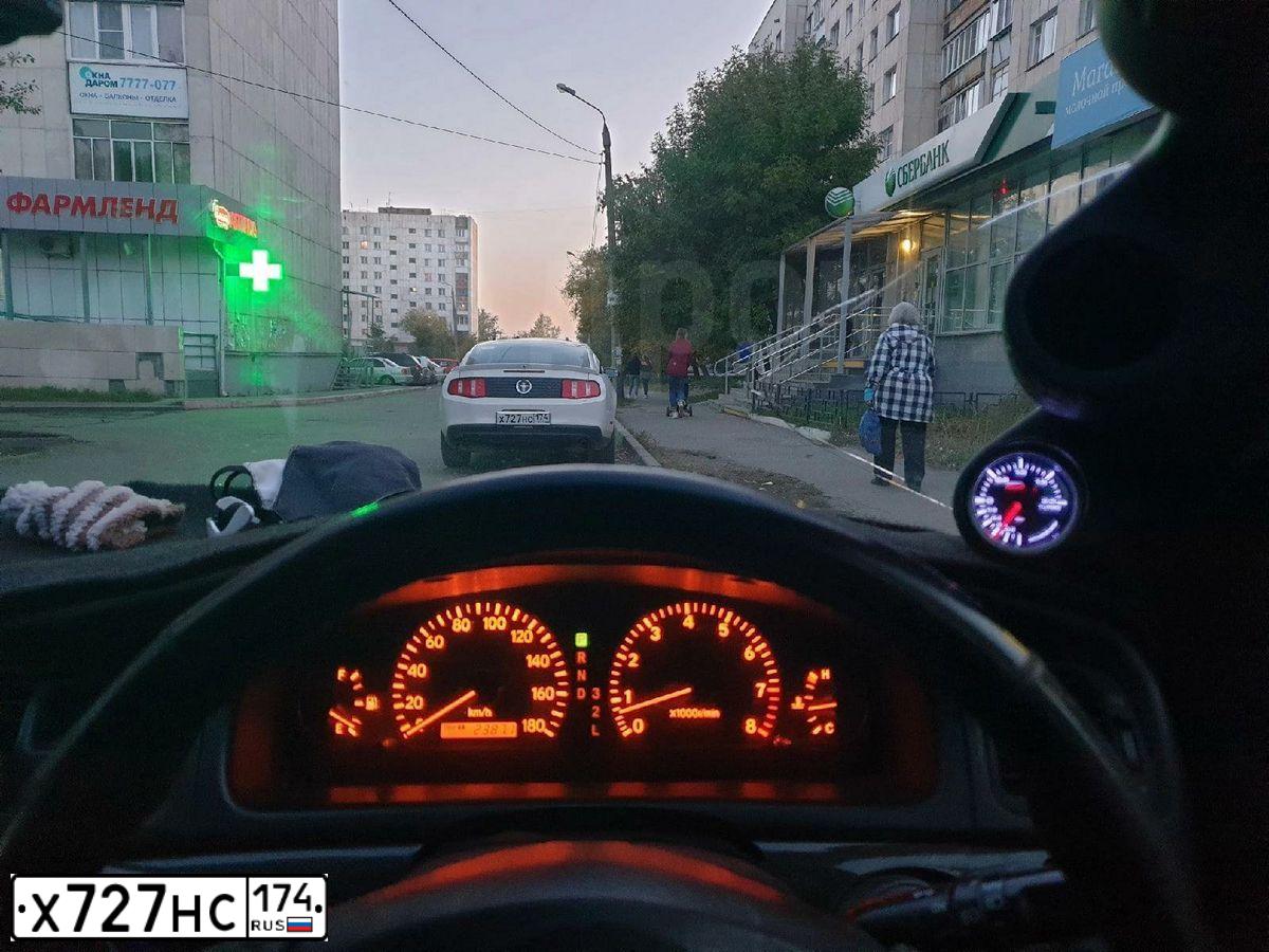 Фото автомобиля FORD FOCUS, 2007 — госномер Т156ОО196. Цвет: Серебристый