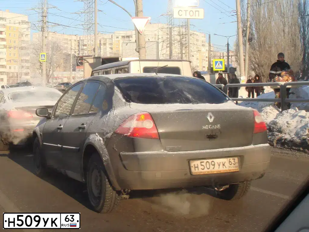 Фото автомобиля RENAULT MEGANE, 2005 — госномер В049ХК73. Цвет: ЧЕРНЫЙ