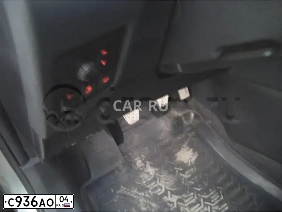 Фото автомобиля NISSAN QASHQAI, 2012 — госномер С936АО04. Цвет: СЕРЕБРИСТЫЙ