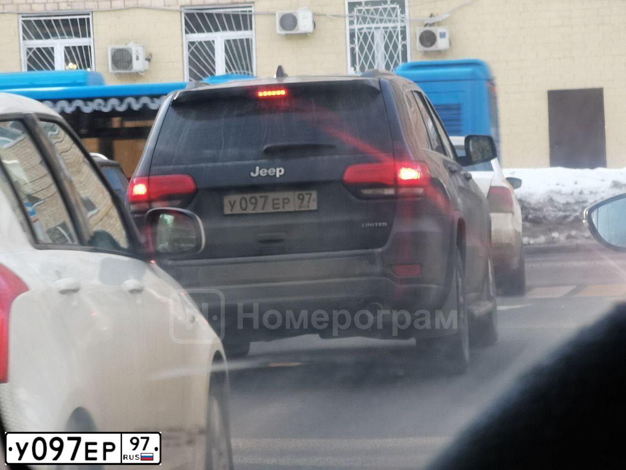 Фото автомобиля VOLKSWAGEN POLO, 2010 — госномер Е097КУ180