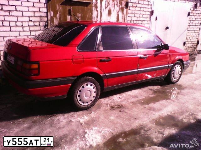 Фото автомобиля VOLKSWAGEN PASSAT, 1989 — госномер Е562КА21